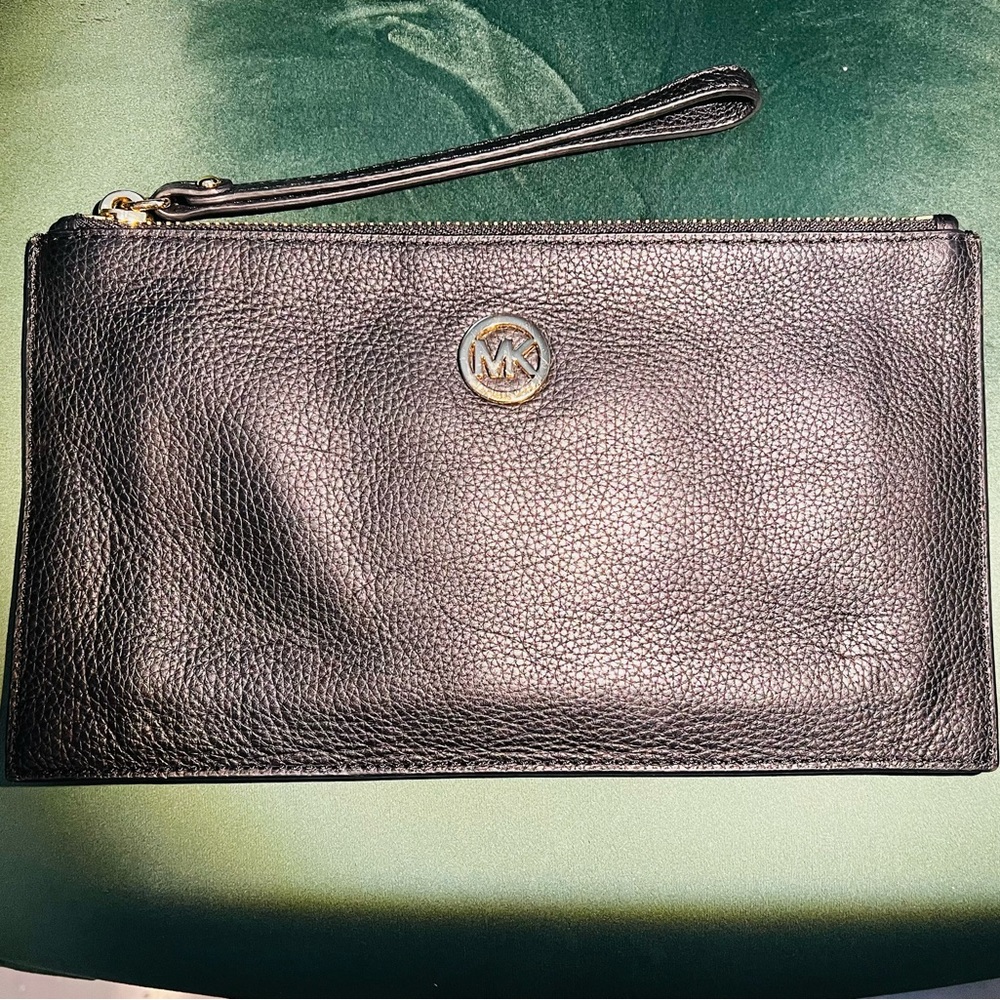 Michael Kors Fulton Pebbled Leather Wristlet - Never Used!